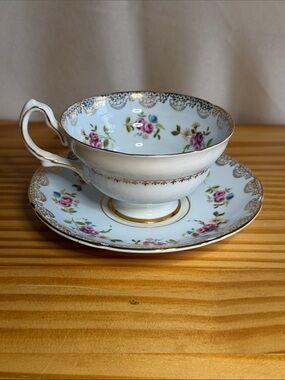 Vintage Royal Grafton England Bone China Teacup & Saucer Set - Pattern 8724
